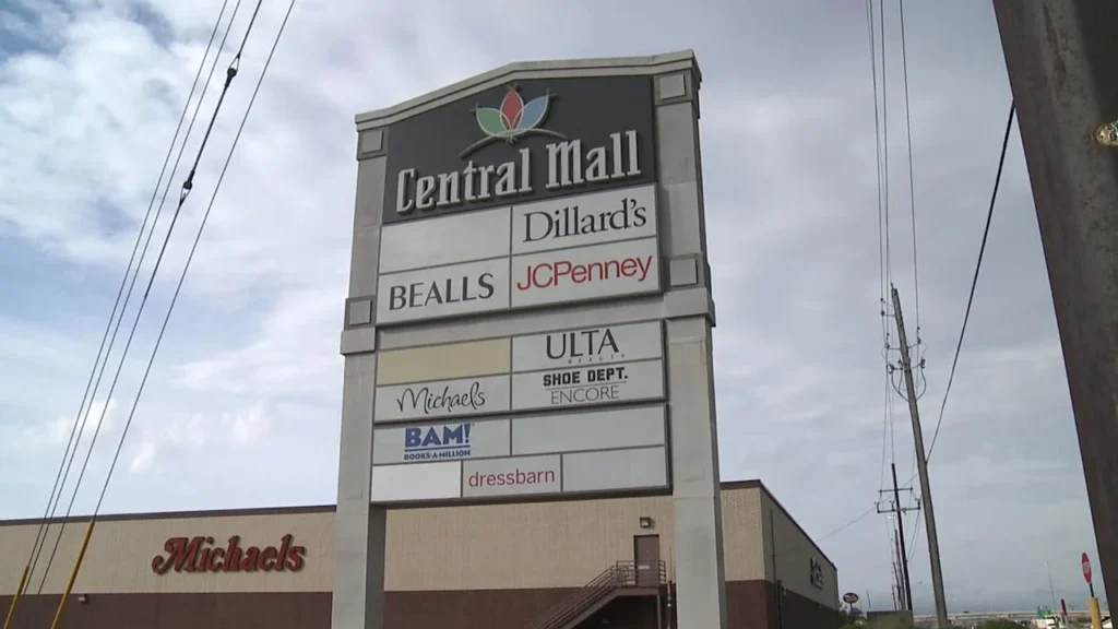 Central Mall Texarkana: A bustling shopping center with stores and restaurants, perfect for a day of shopping and dining.