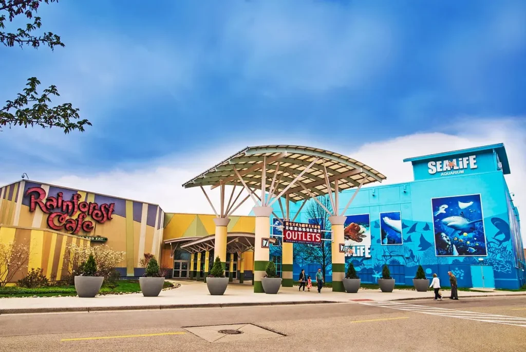 Aerial view of Great Lakes Mall, a large shopping center with multiple stores and parking lots.