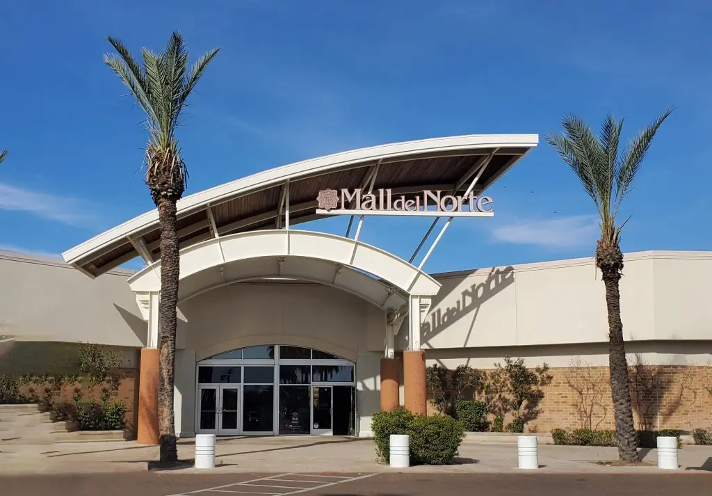 Exterior view of Mall Del Norte