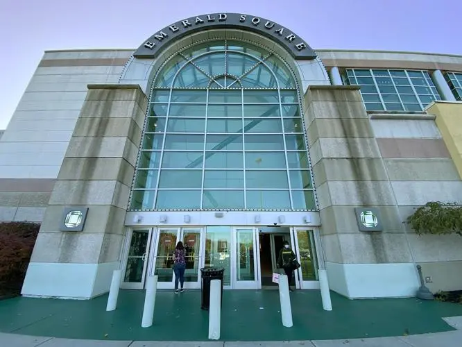 Exterior view of the New Hampshire State University building, showcasing its entrance."