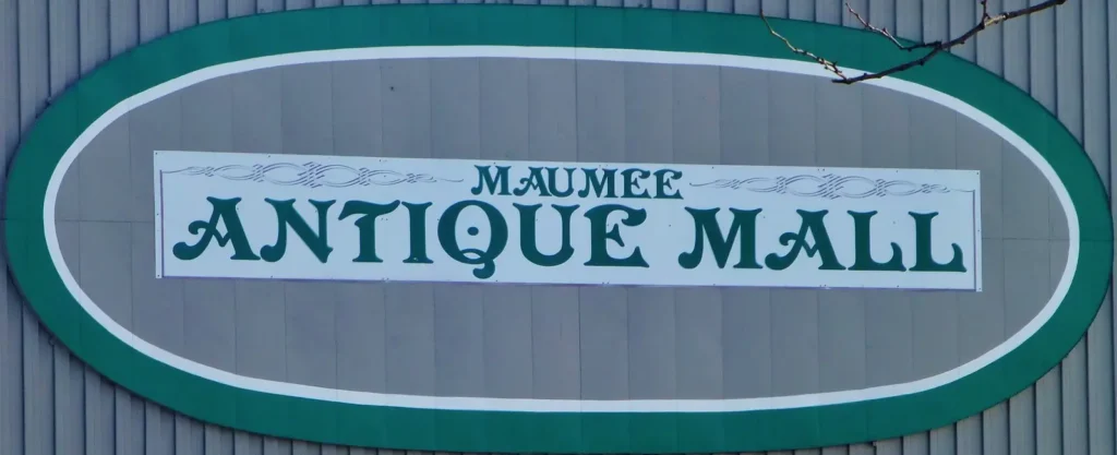 A mall with a large fountain in the middle, located at Maumee Antique Mall.