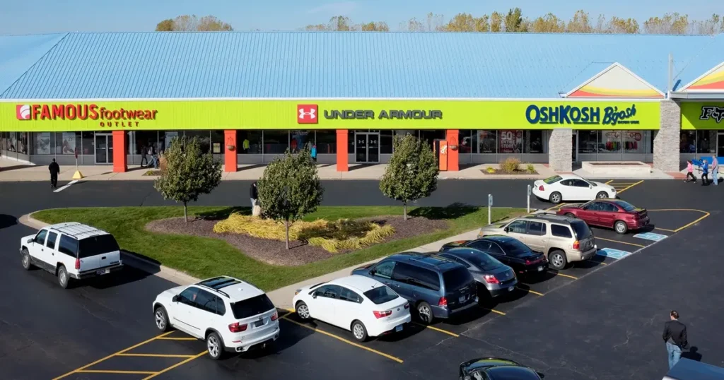 Retail hub Greenwood Park Mall in Ontario, set amidst greenery