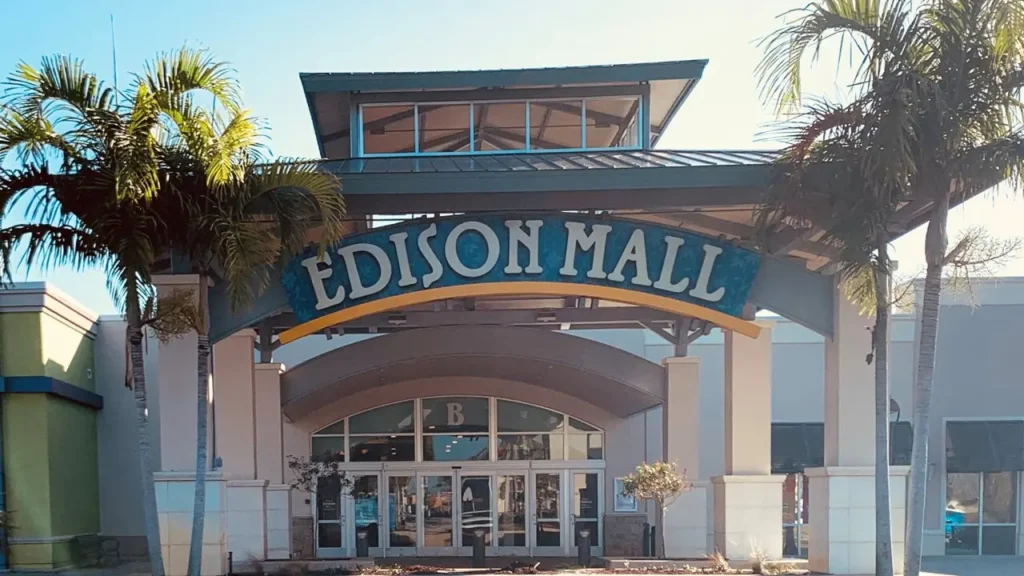 Scene of 'Edison Mall' in Fort Myers, Florida