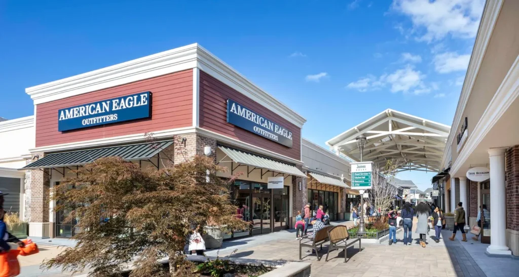 American Eagle Outposts in New Jersey at Norfolk Premium Outlets Mall