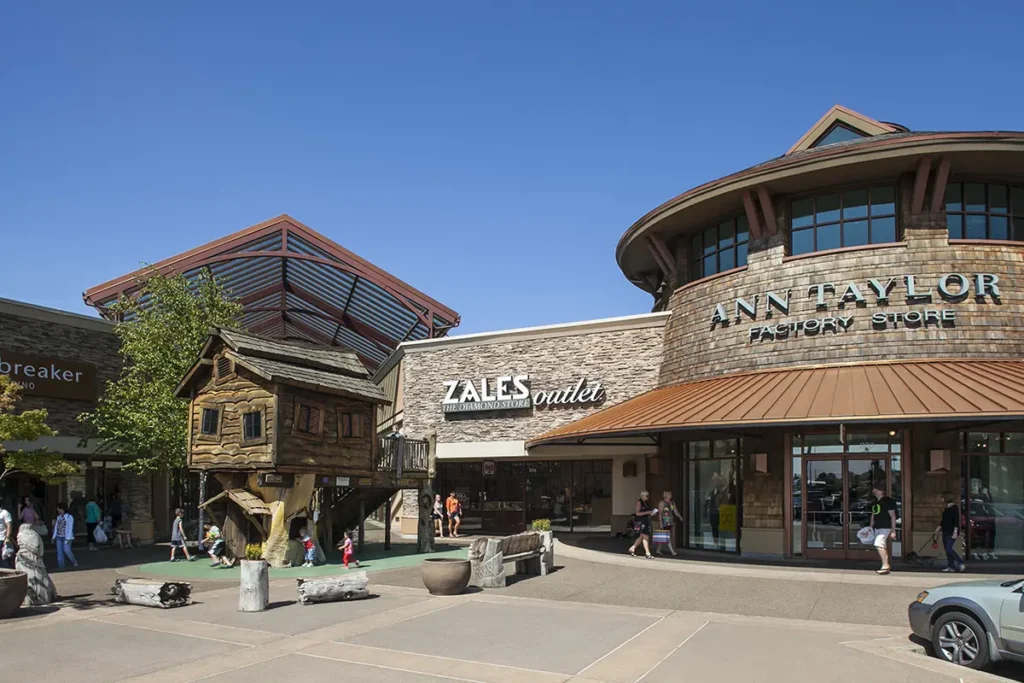 Captivating view of Woodburn Premium Outlets Mall